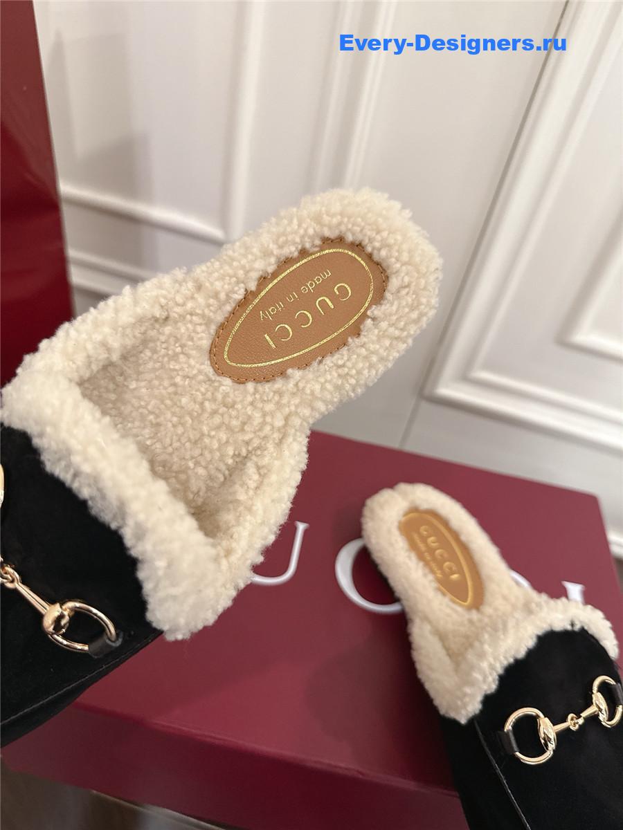 Gvc*1 horsebit wool black mules