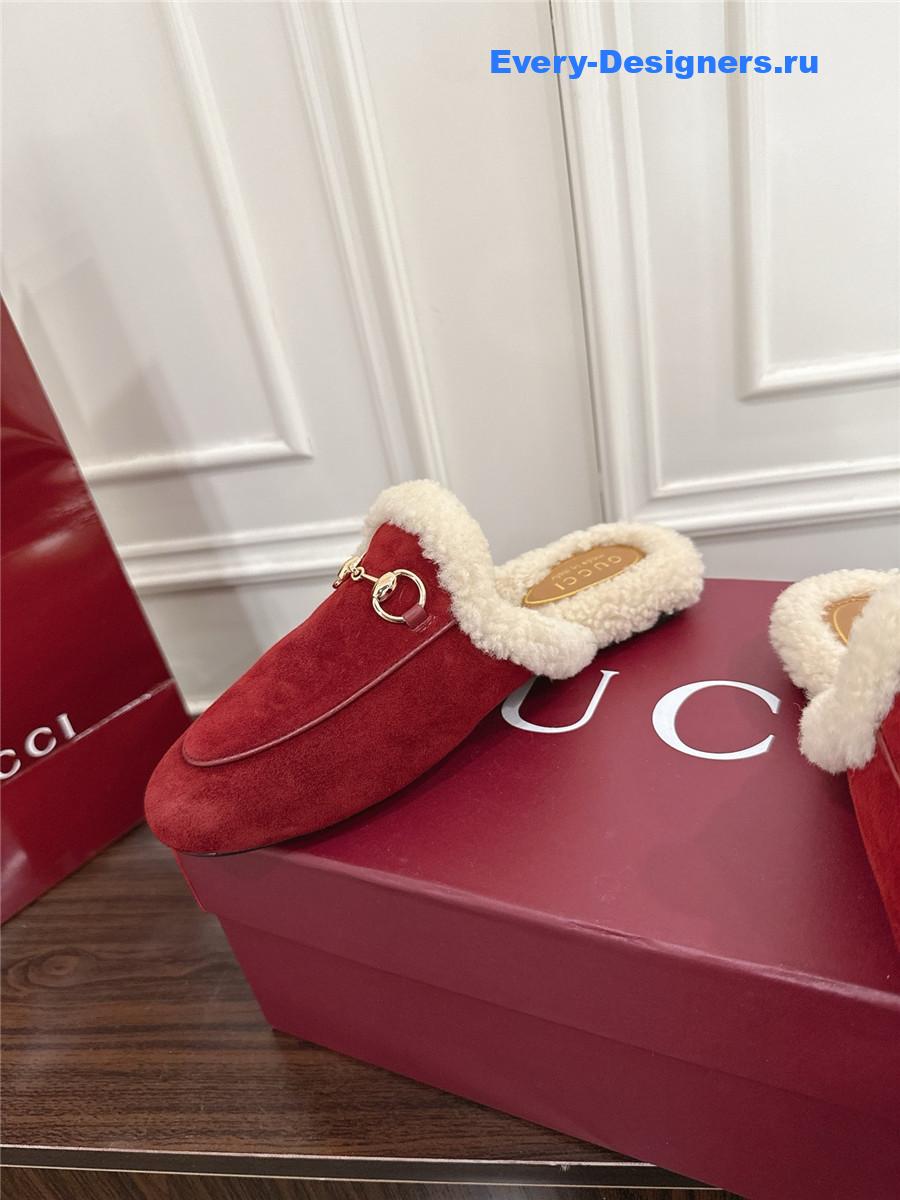 Gvc*1 horsebit wool red mules