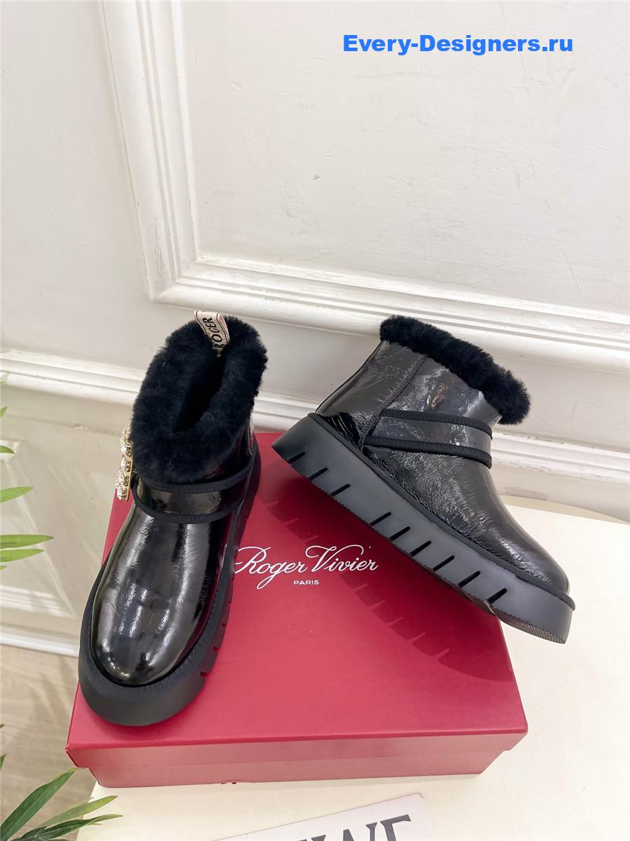 Roger Vivier Viv’ Winter Shearling Black Leather Boots