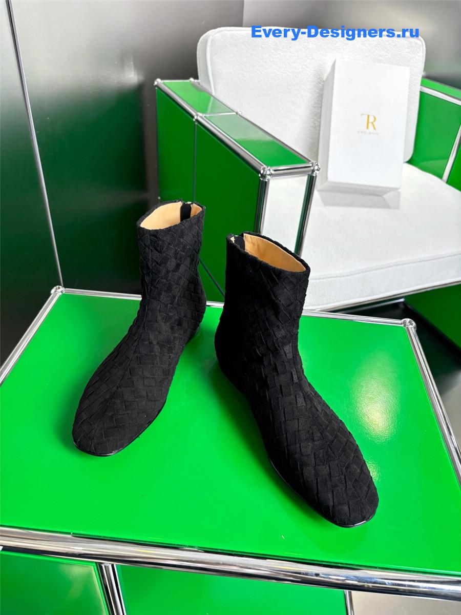 b0tt*ga Ven*ta black atomic intrecciato leather ankle boots