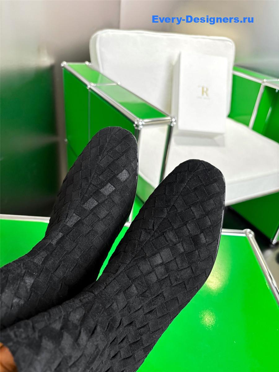 b0tt*ga Ven*ta black atomic intrecciato leather ankle boots