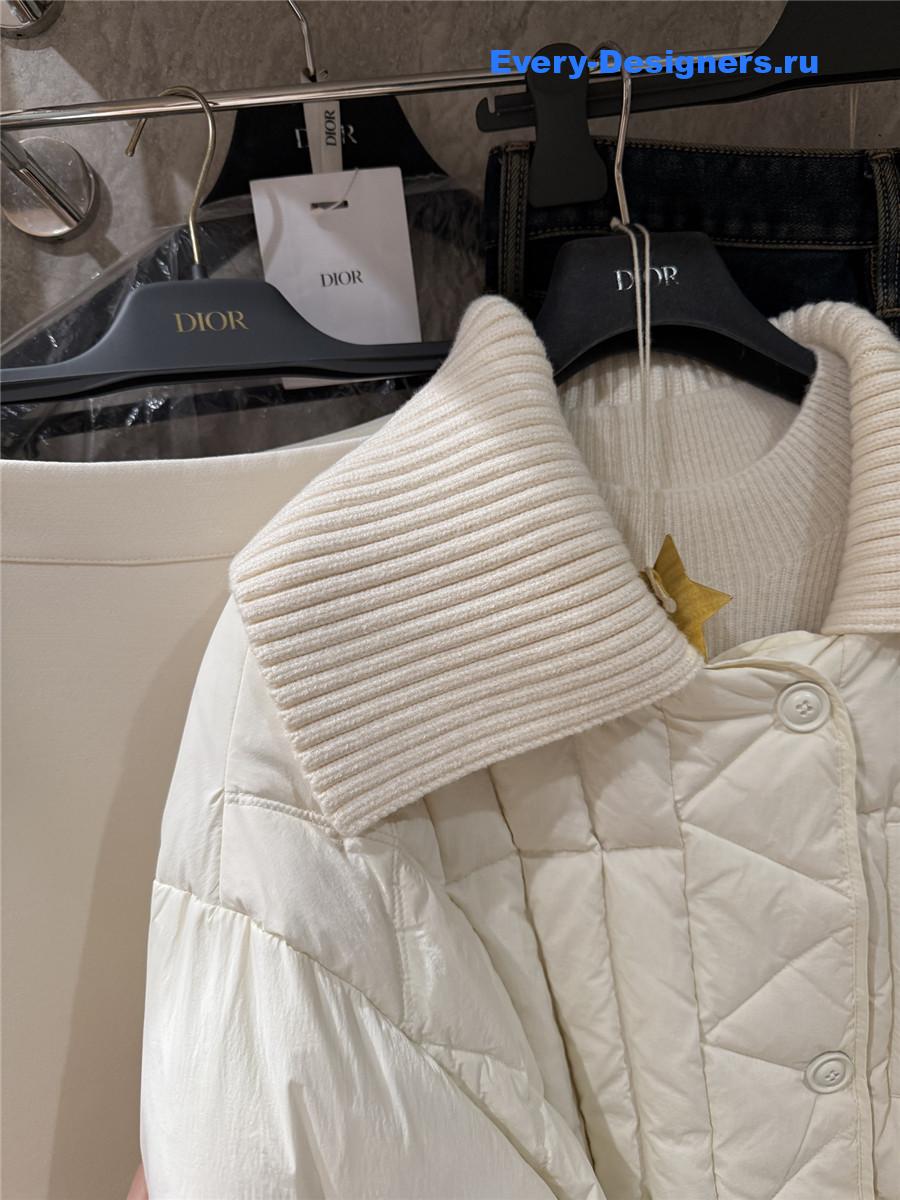 D10r cd white wool collar down jacket