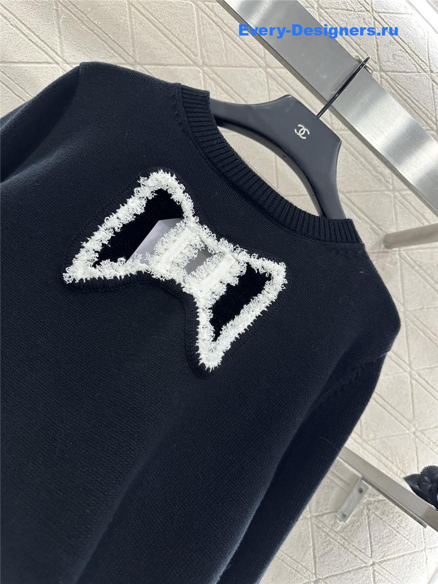 Ch**el black embroidered-bow sweater