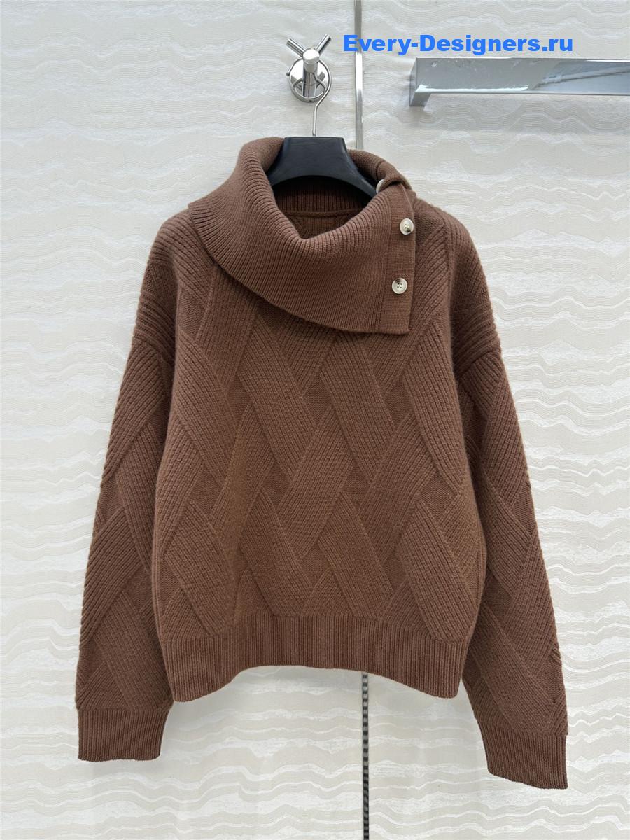 H**me5 brown wool long-sleeve sweater