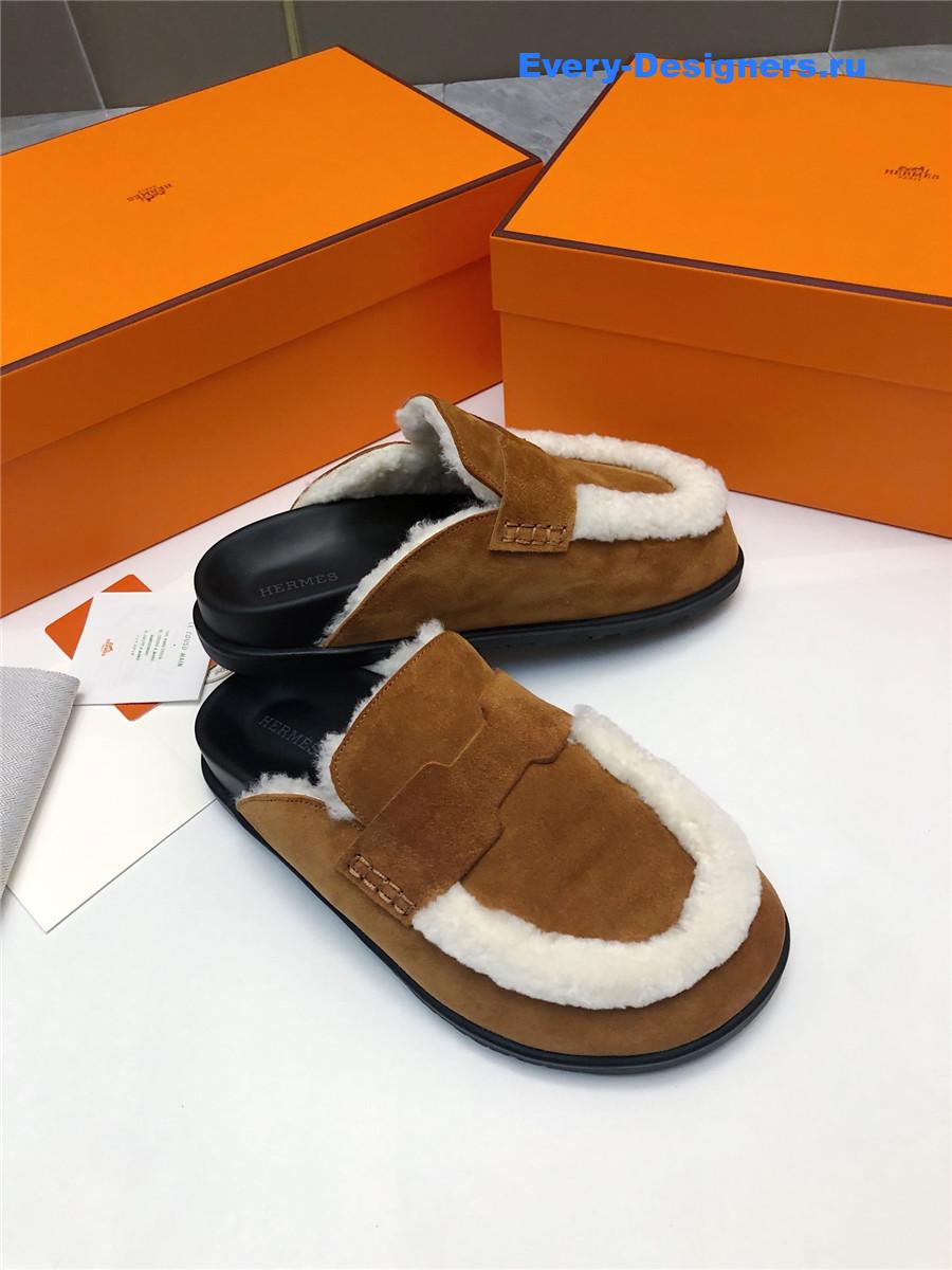 H**me5 brown suede goatskin shearling go mules
