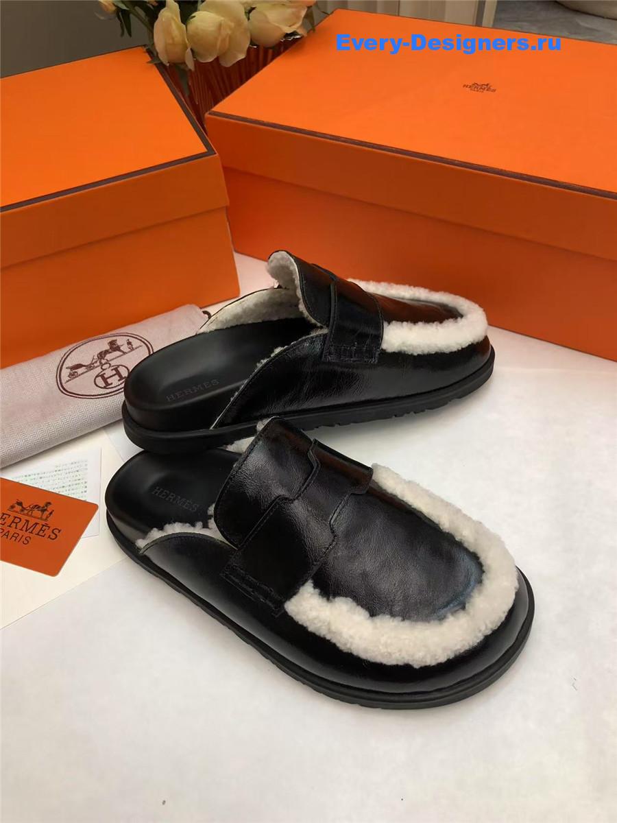 H**me5 black leather goatskin shearling go mules