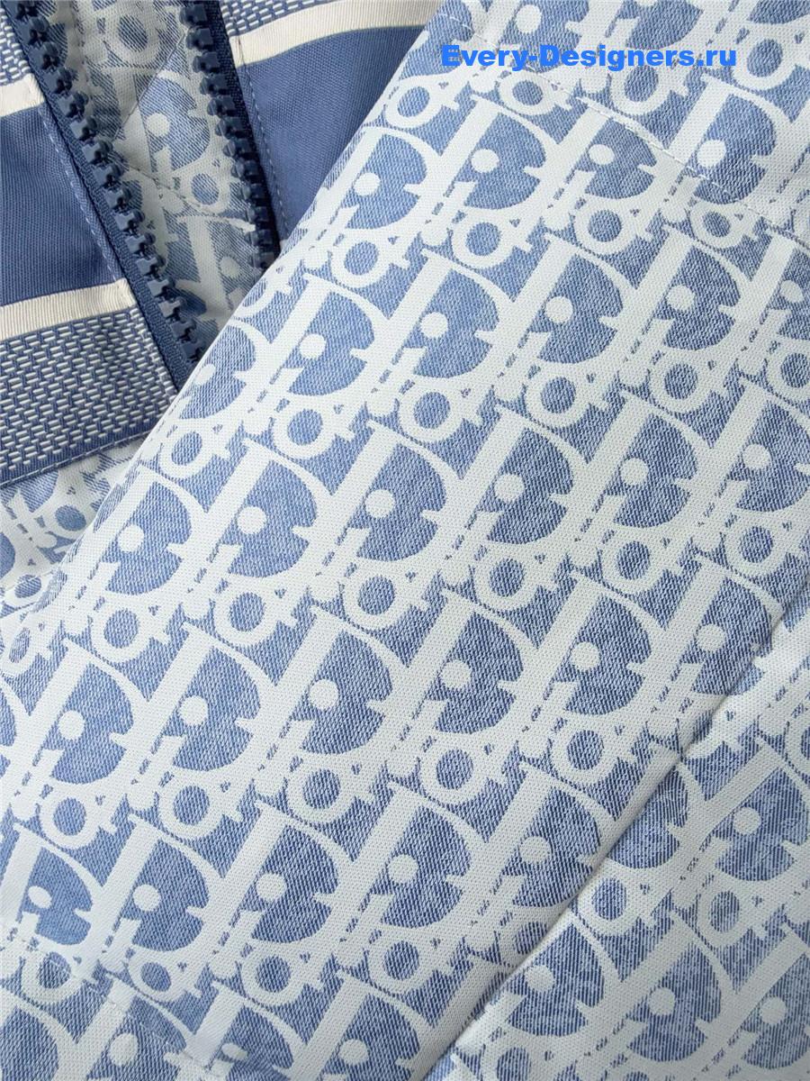 D10ralps cropped puffer hood jacket