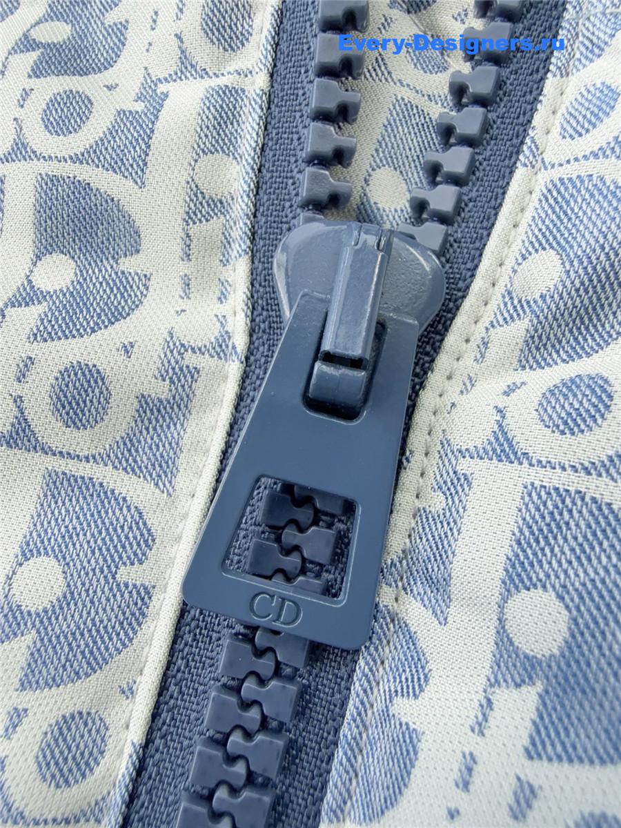 D10ralps cropped puffer hood jacket