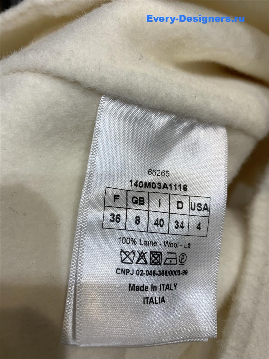 D10r cd white lapel wool cape coat