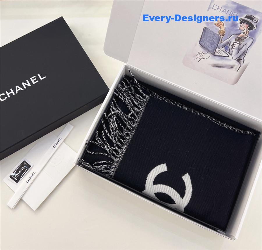 Ch**el black logo cashmere scarf
