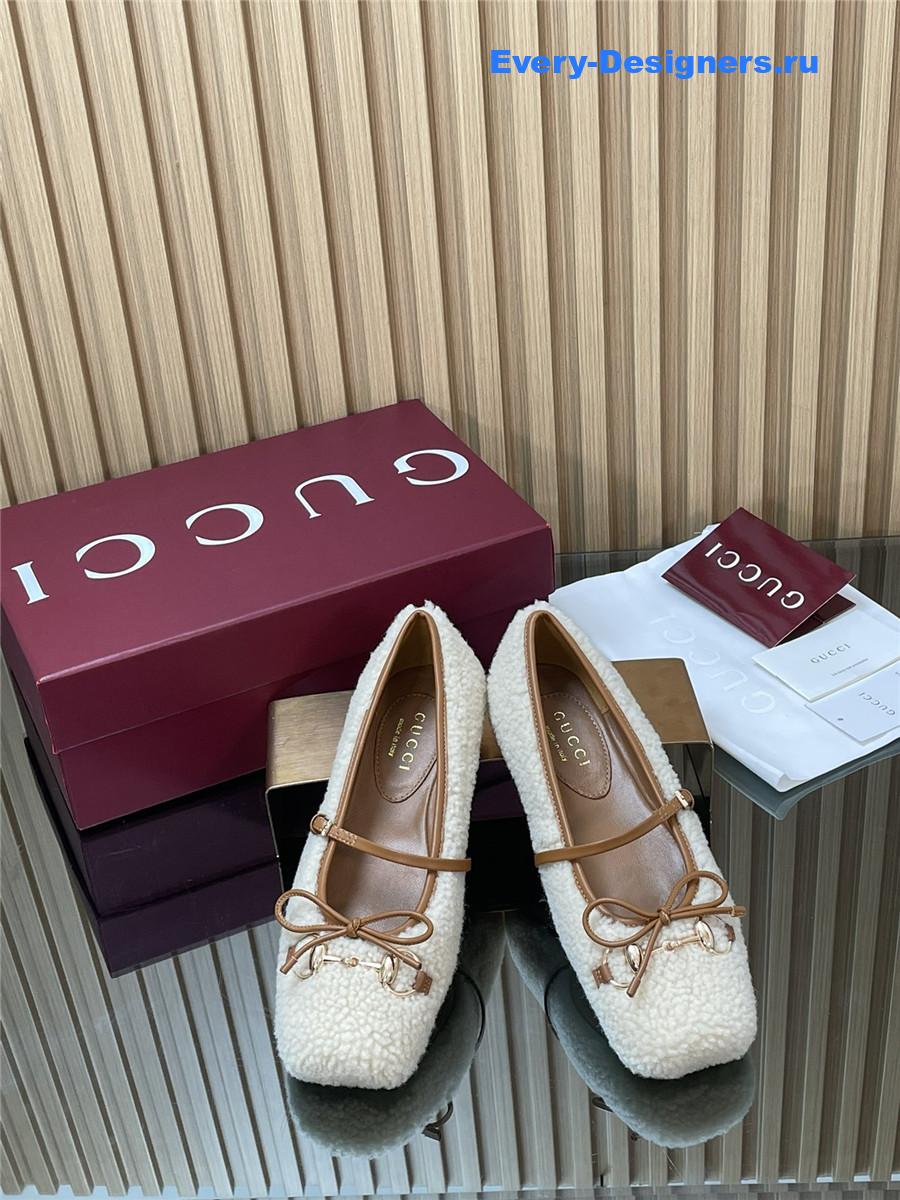 Gvc*1 horsebit leather-trimmed shearling flats