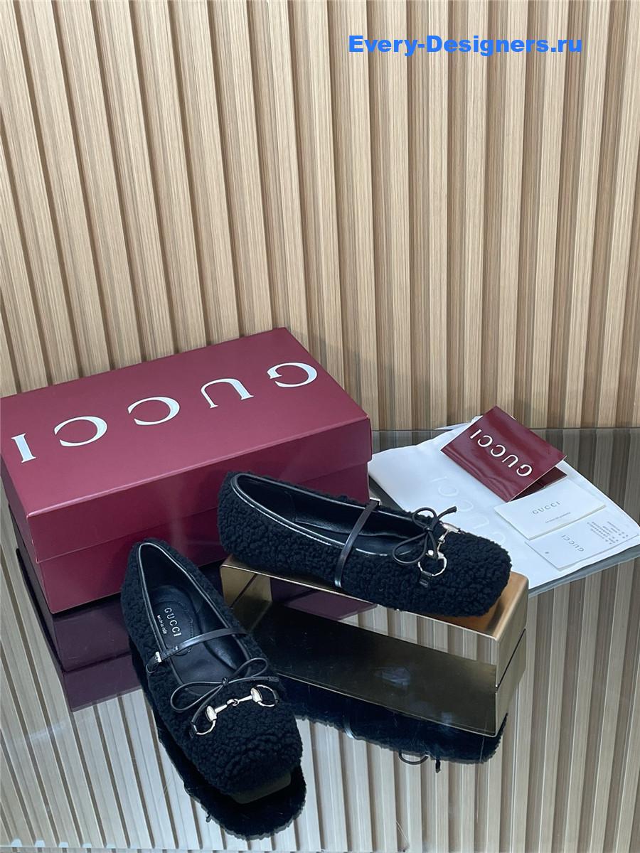 Gvc*1 horsebit black leather-trimmed shearling flats