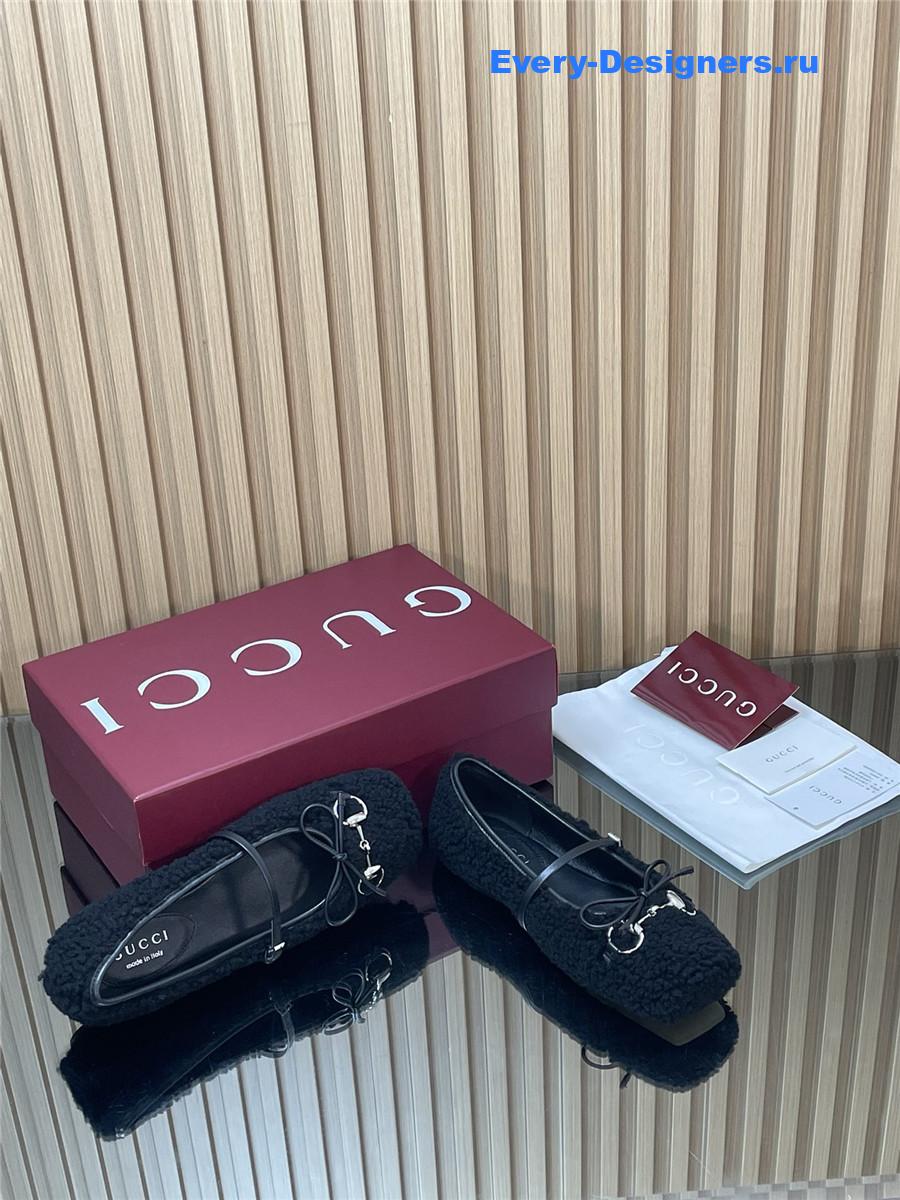 Gvc*1 horsebit black leather-trimmed shearling flats