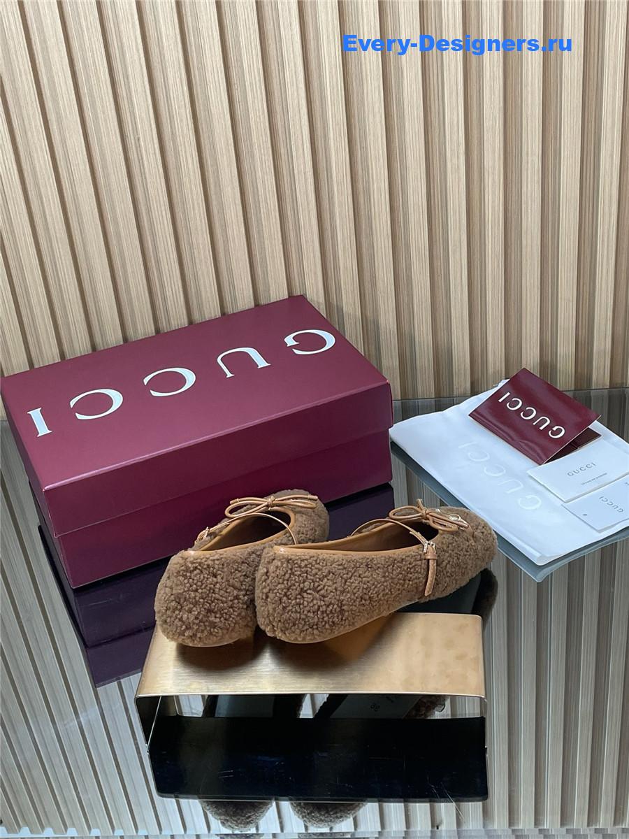 Gvc*1 horsebit brown leather-trimmed shearling flats