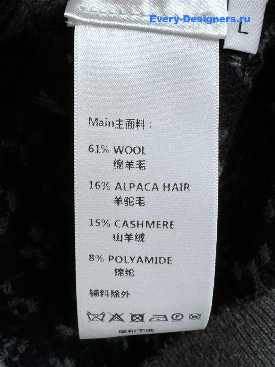 l0vis Vvtt0n grey brushed monogram cardigan