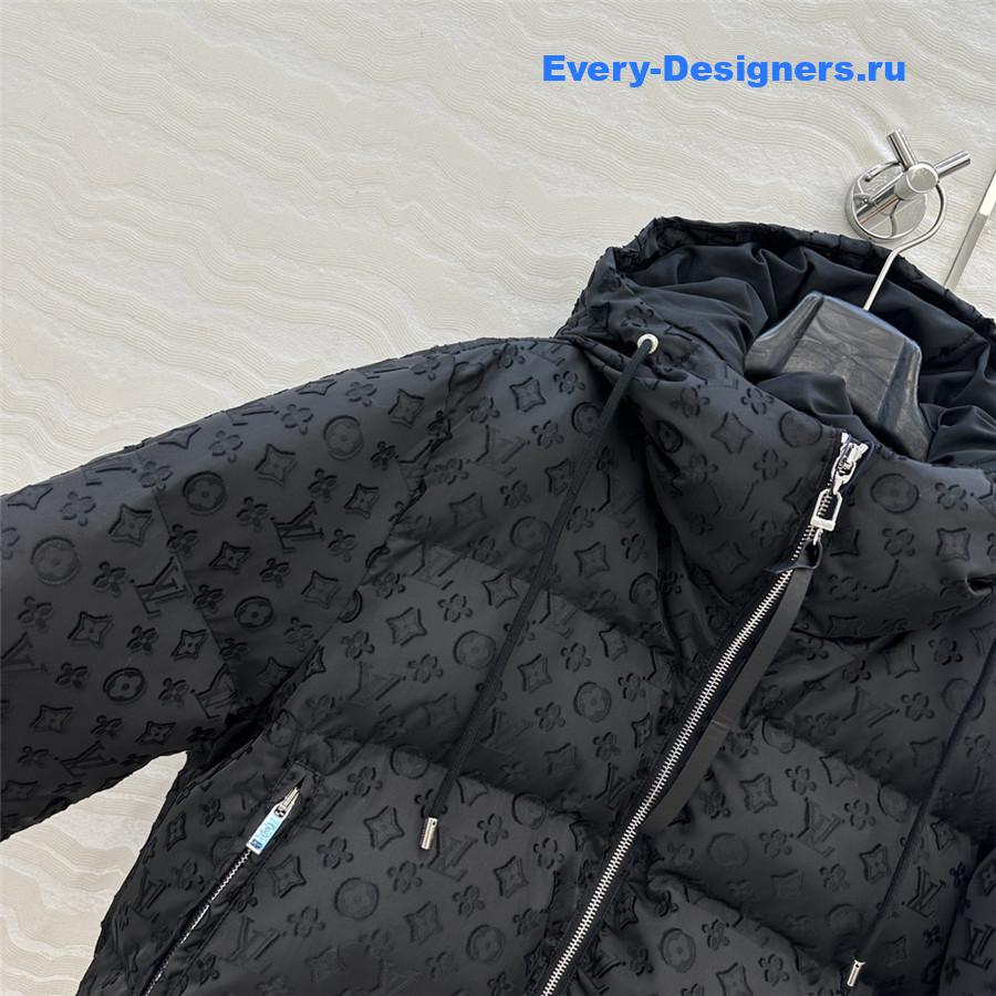 l0vis Vvtt0n monogram ski jacket