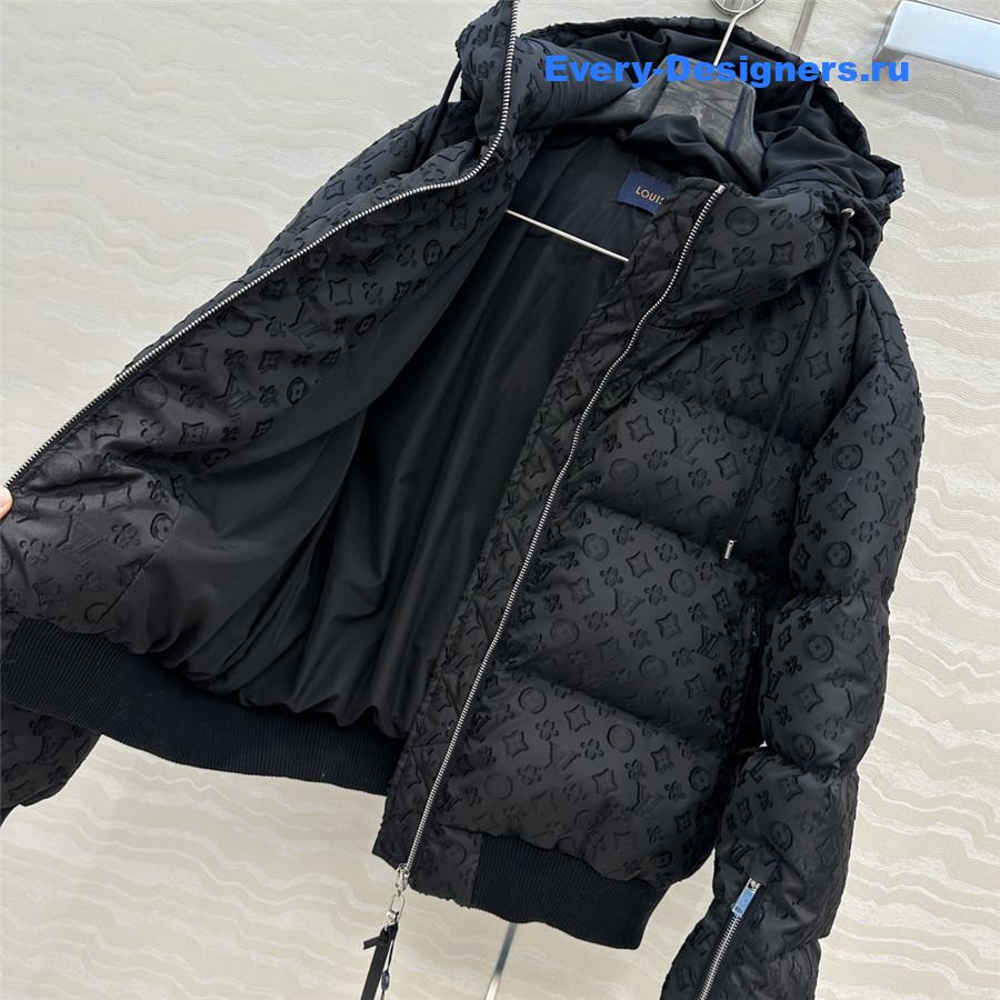 l0vis Vvtt0n monogram ski jacket