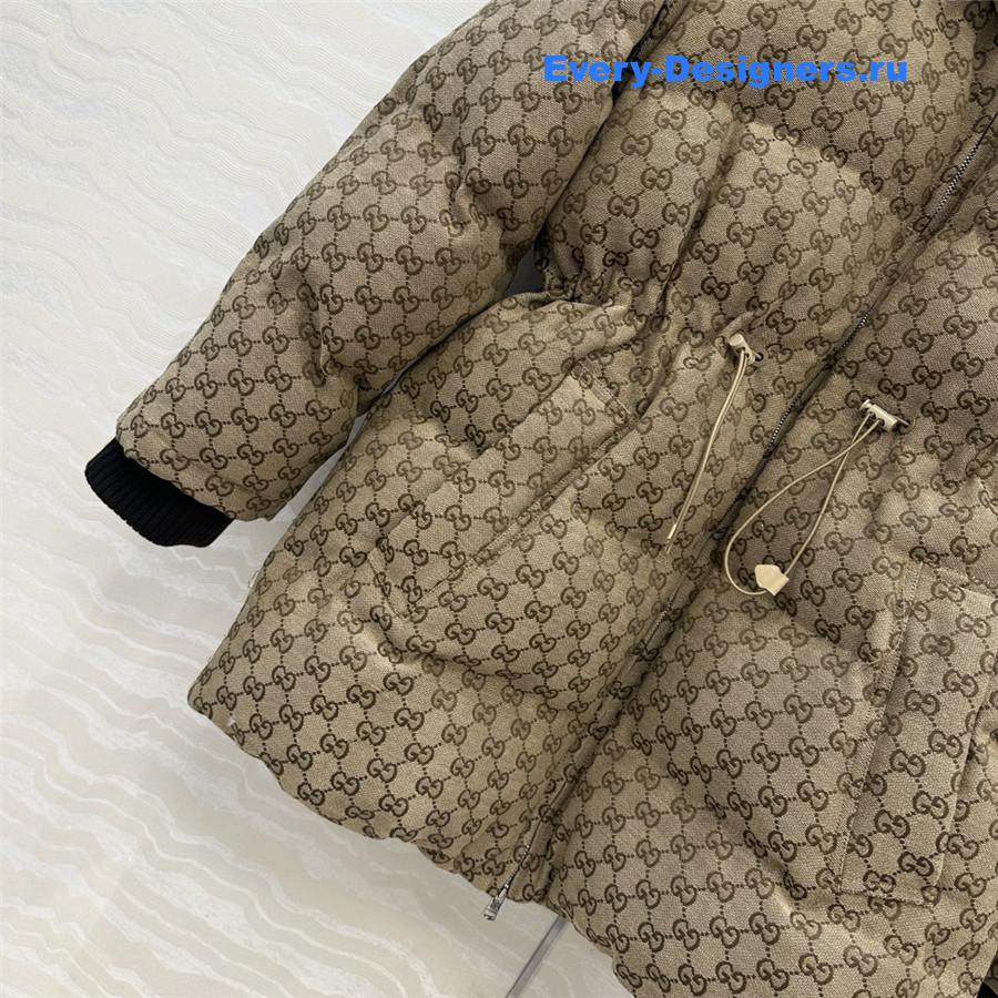 Gvc*1 gg brown canvas puffer jacket
