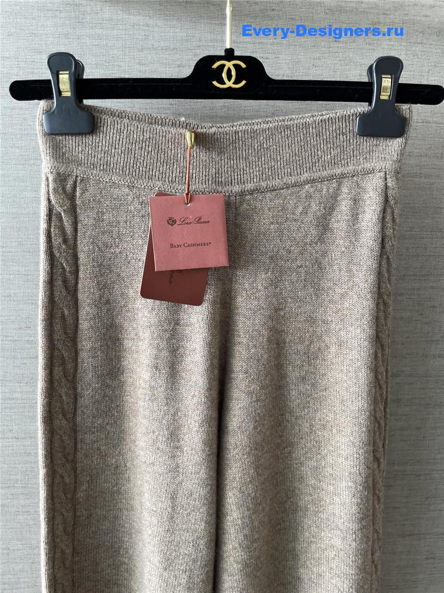 L0r0 P1ana cashmere beige set