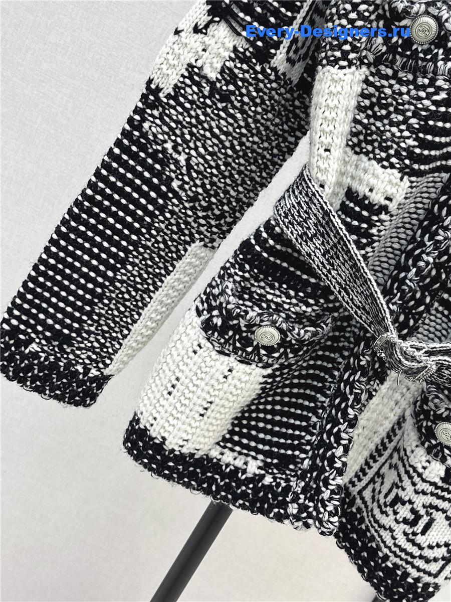 Ch**el coco black white knit cardigan