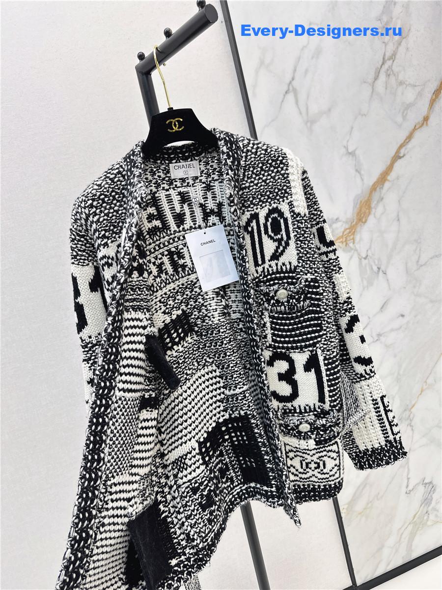 Ch**el coco black white knit cardigan