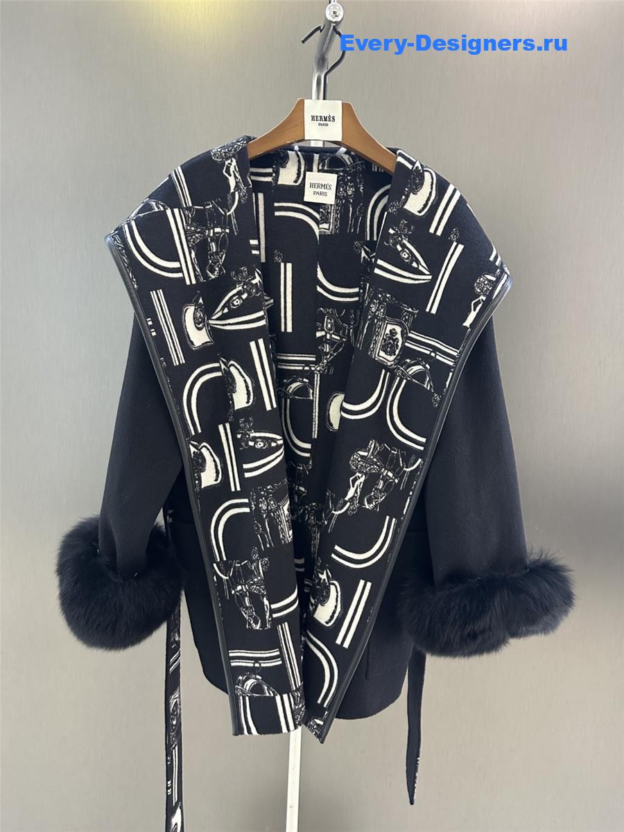 H**me5 black classic print wool coat