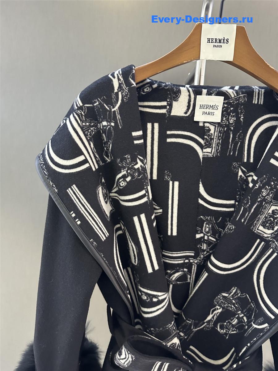 H**me5 black classic print wool coat