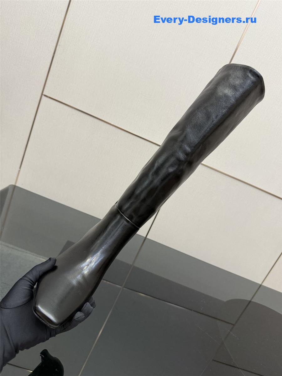 Sa1nt Lau*nt black knee-high boots