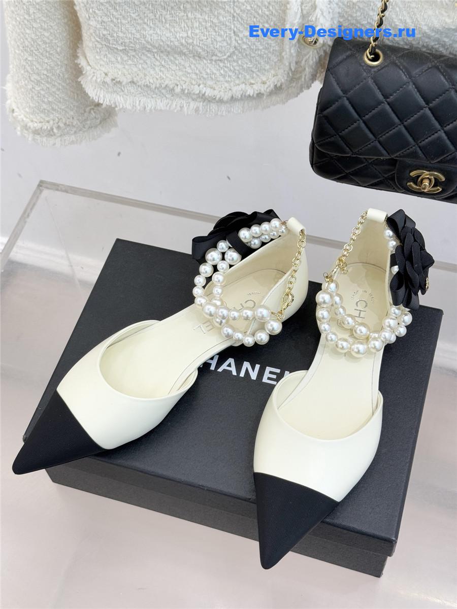 Ch**el pearl camellia white pointed-toe flat sandals