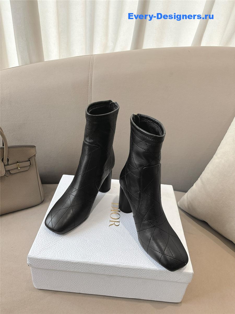 D10r d-shadow black heeled ankle boot