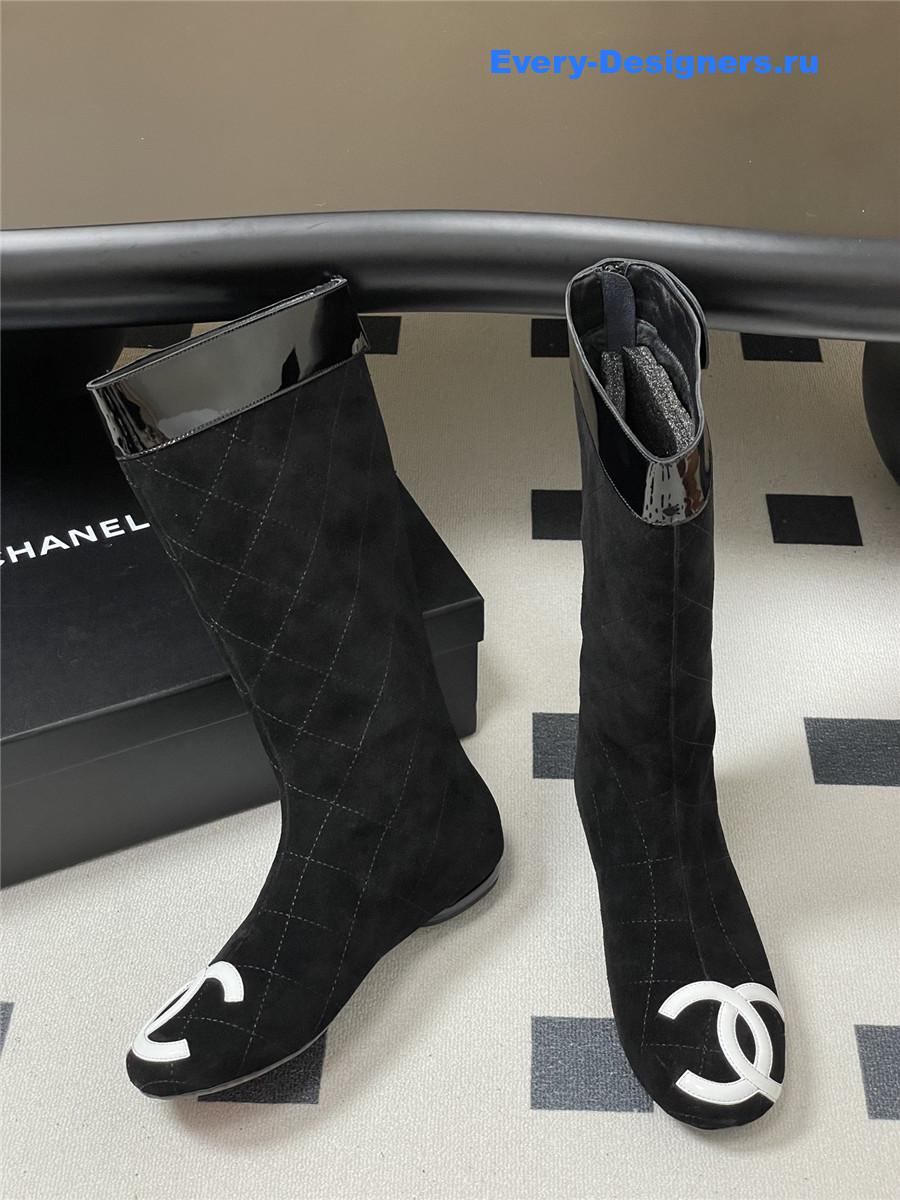 Ch**el black quilted suede boots