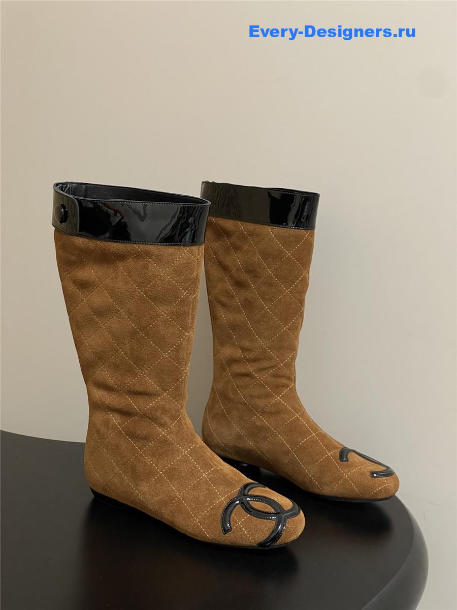 Ch**el camel quilted suede boots