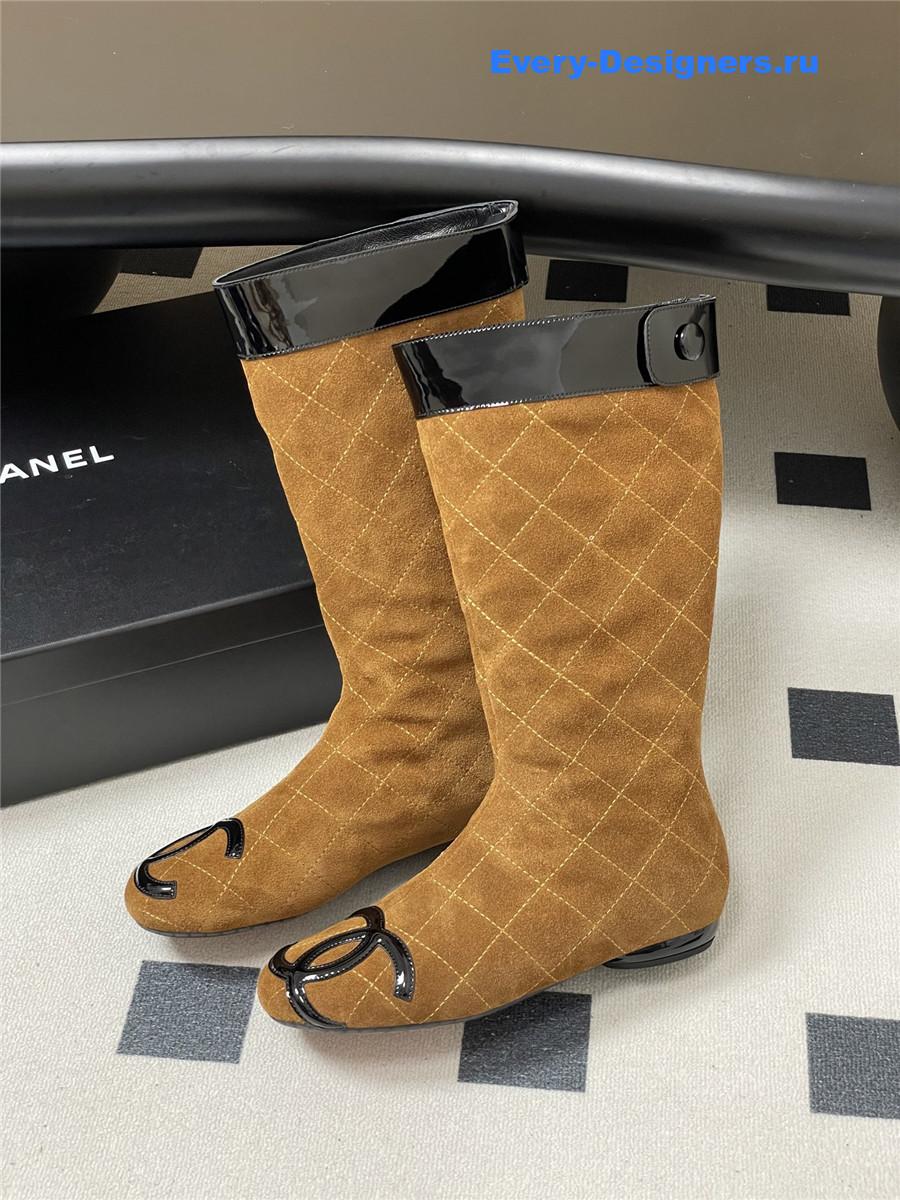 Ch**el camel quilted suede boots
