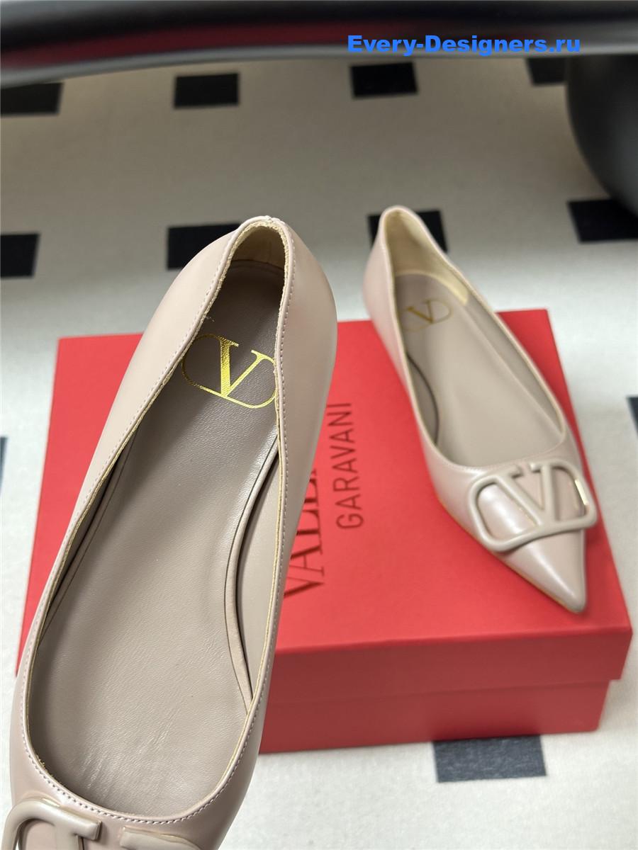 Va1e*ntin0 vlogo pink patent leather ballet flats