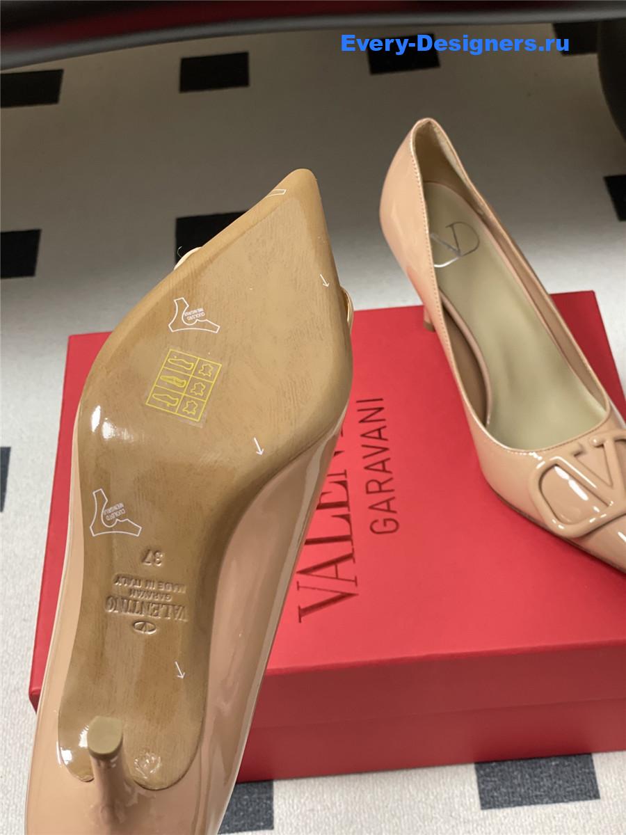 Va1e*ntin0 garavani vlogo signature pink pump