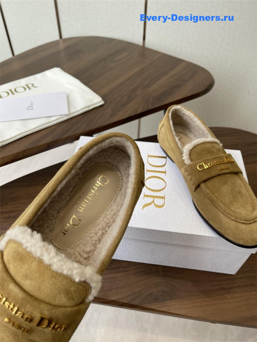 D10r brown suede goatskin loafers