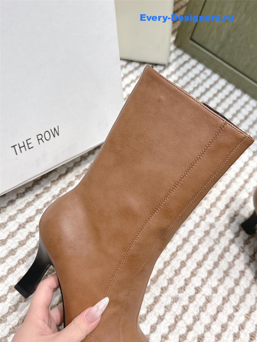 The R0w chunky heel round toe ankle boots