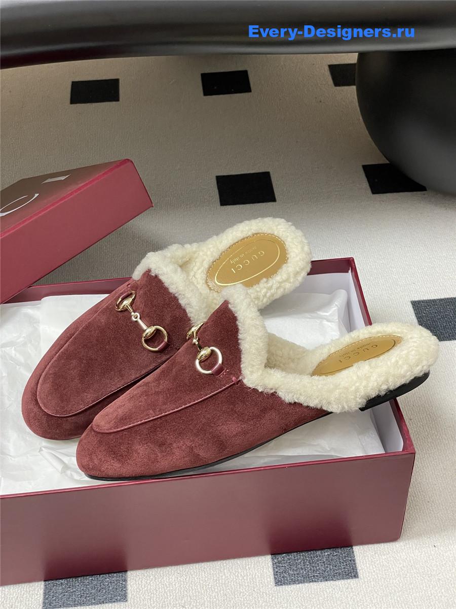Gvc*1 wool burgundy suede horsebit slippers