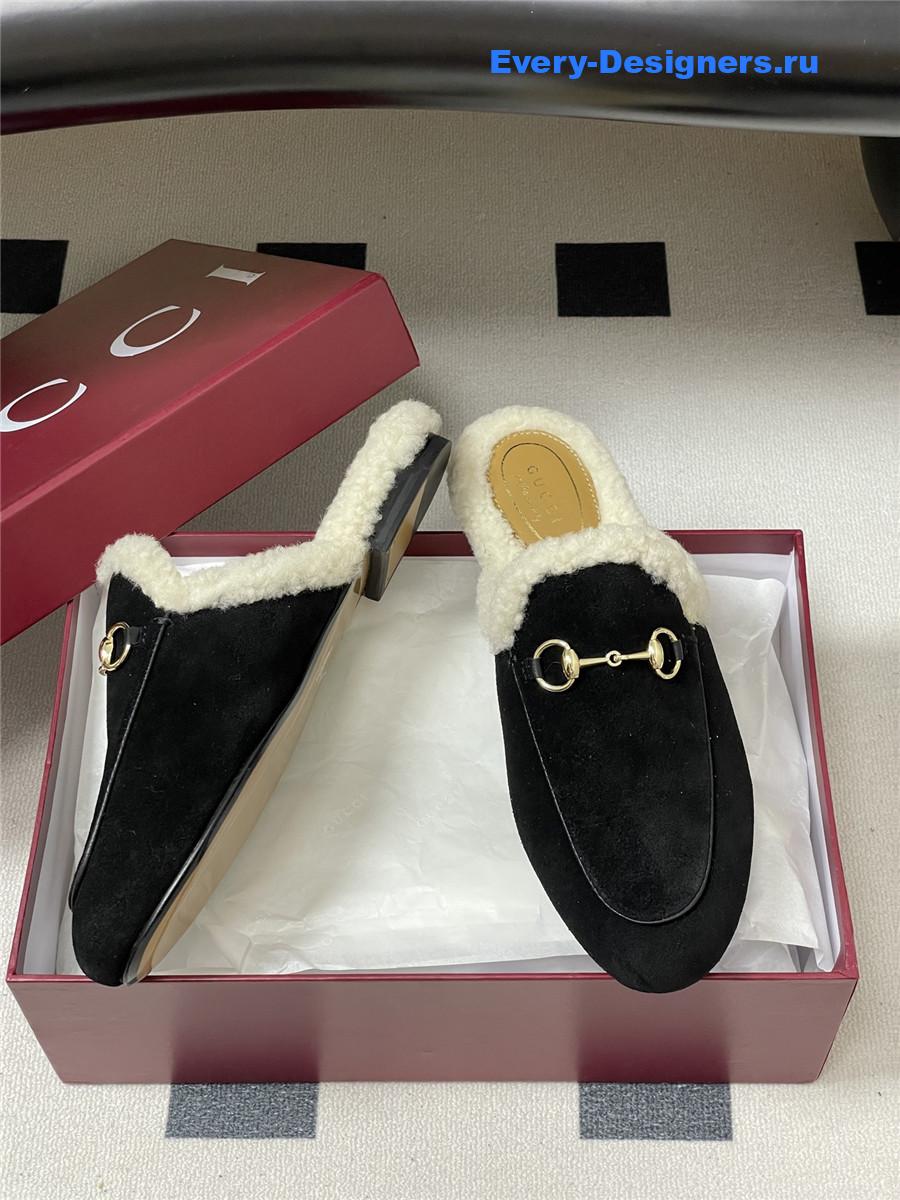 Gvc*1 wool black suede horsebit slippers