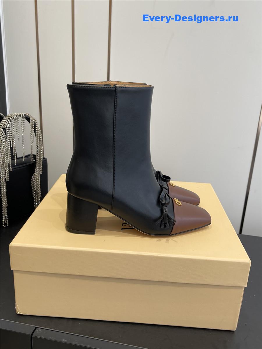 Va1e*ntin0 garavani valet du roi boot