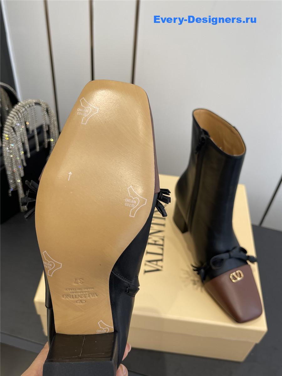 Va1e*ntin0 garavani valet du roi boot