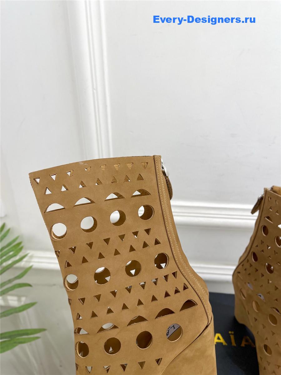 Alaïa Vienne Brown Suede Wedge Ankle Boots