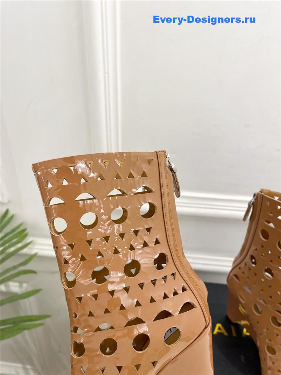 Alaïa Vienne Camel Patent Leather Wedge Ankle Boots