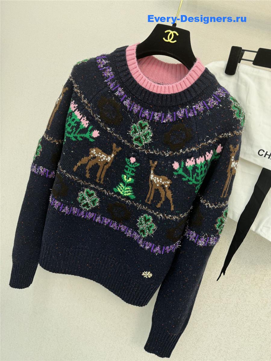Ch**el christmas skiing crew neck sweater