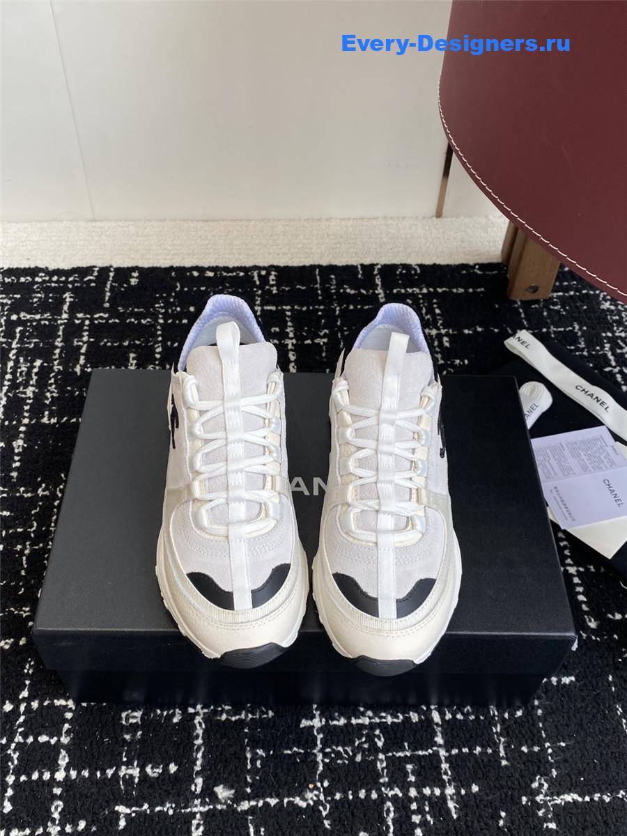 Ch**el cc logo white lambskin low top sneaker