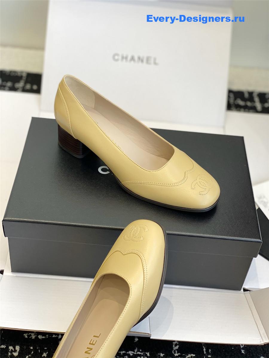 Ch**el beige cap toe block heel pumps