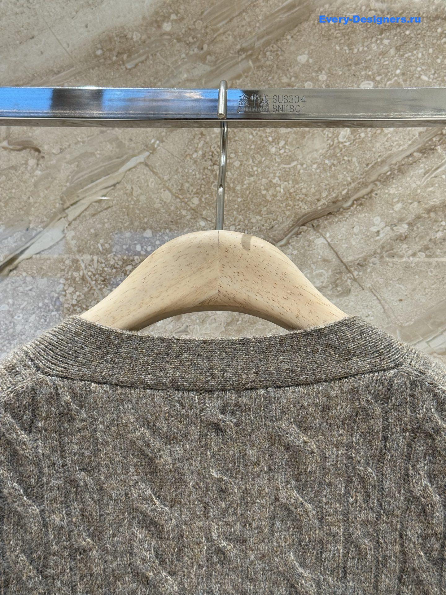 L0r0 P1ana v-neck grey cashmere cardigan