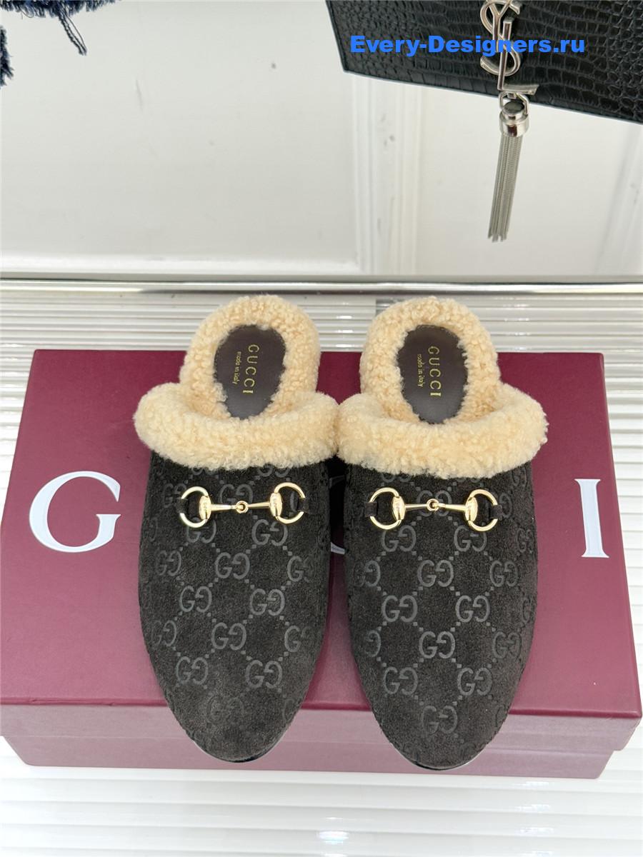 Gvc*1 horsebit gg suede shearling mules