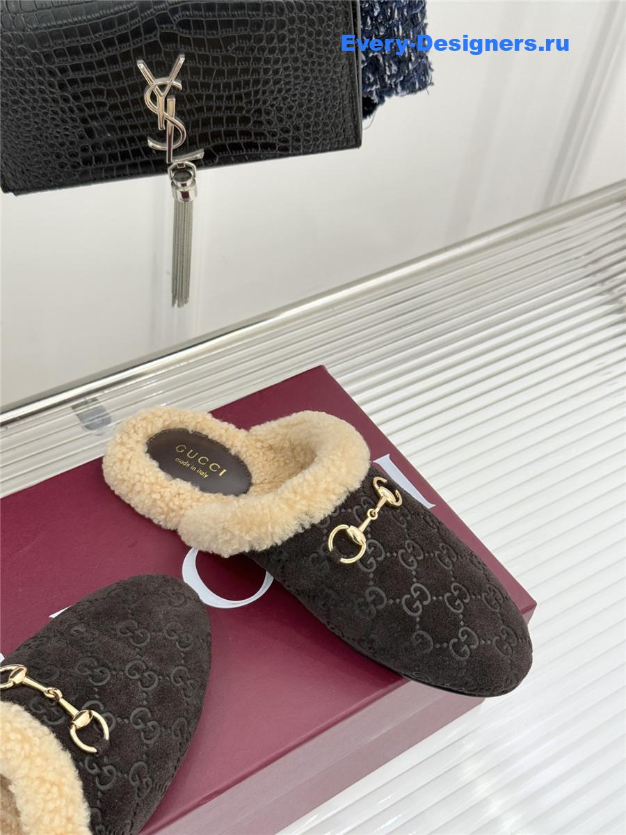Gvc*1 horsebit gg suede shearling mules