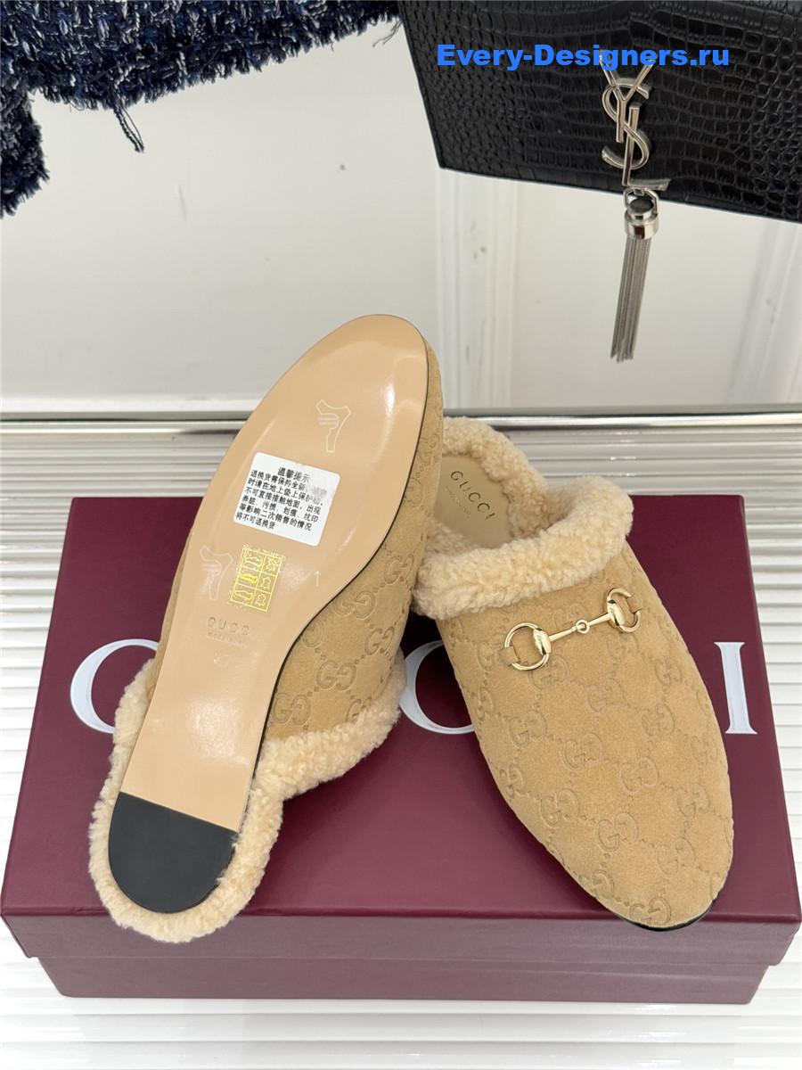 Gvc*1 horsebit gg brown suede shearling mules